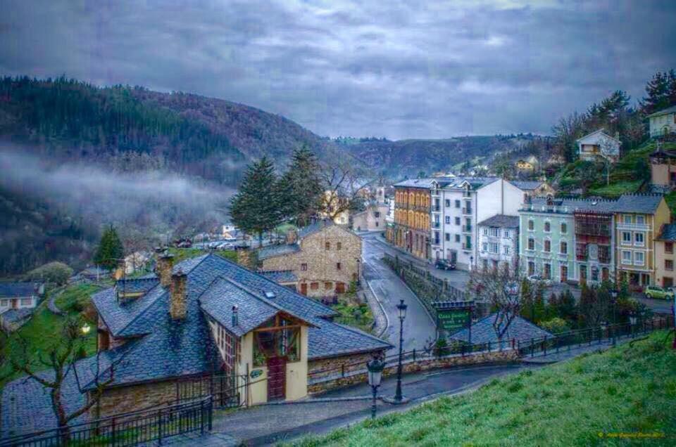 A Casoa Affittacamere Santa Eulalia de Oscos Esterno foto